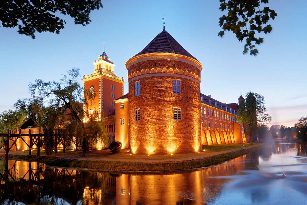 arch. Hotel Krasicki 2_1200x800.jpg