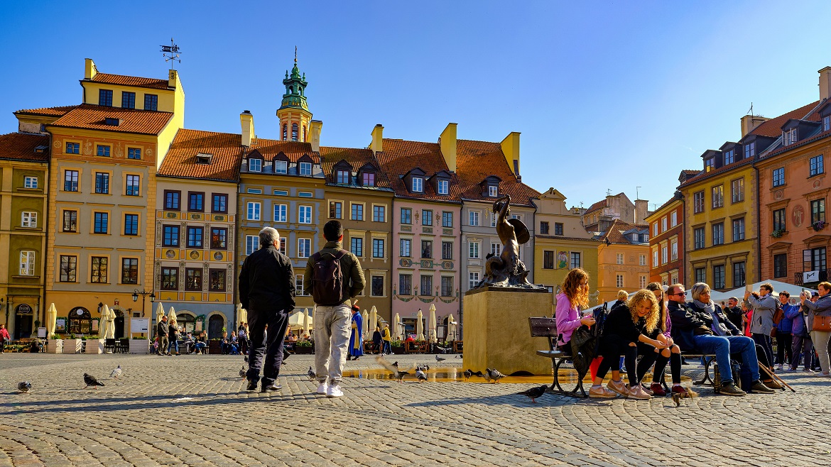 De Zeemeermin in de oude binnenstad van Warschau.jpg
