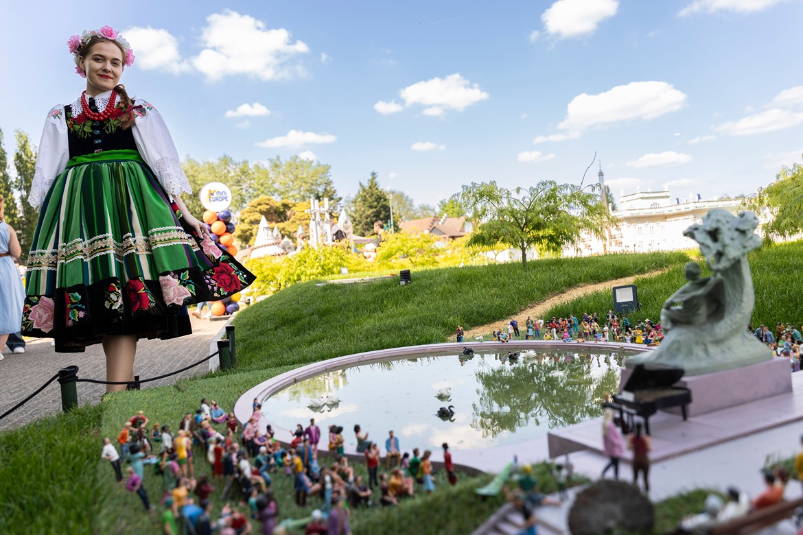 Mini-Europe_Polish Weekend (6).jpg