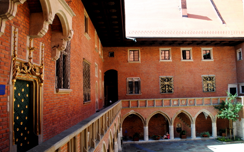 Universiteitsgebouw van Middeleeuwse Collegium Maius