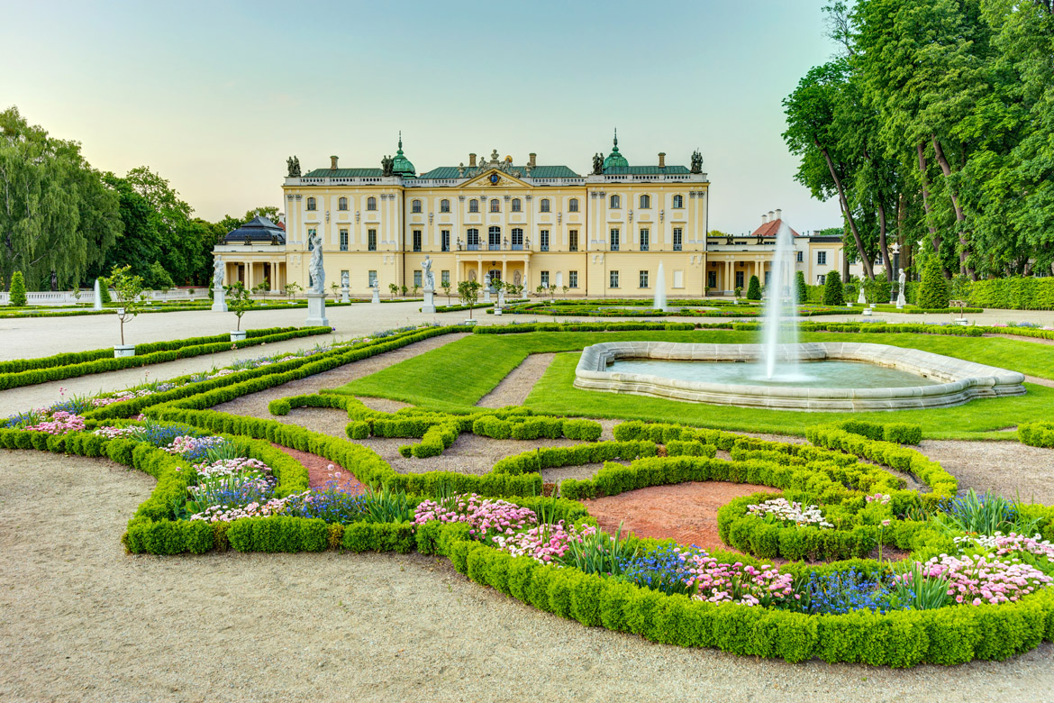 tetraëder water Uitsluiting Białystok – het Versailles van Polen in een prachtige tuin