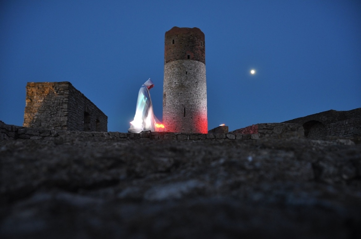 Checiny kasteel Checiny kasteel