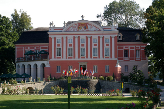 Kurozwęki – het paleis met een vleugje Wilde Westen
